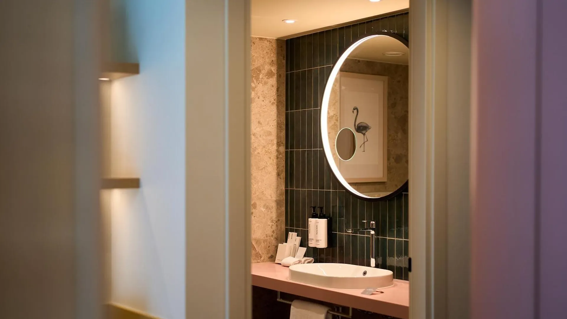 ホテル Voco Malta By Ihg Saint Julian's