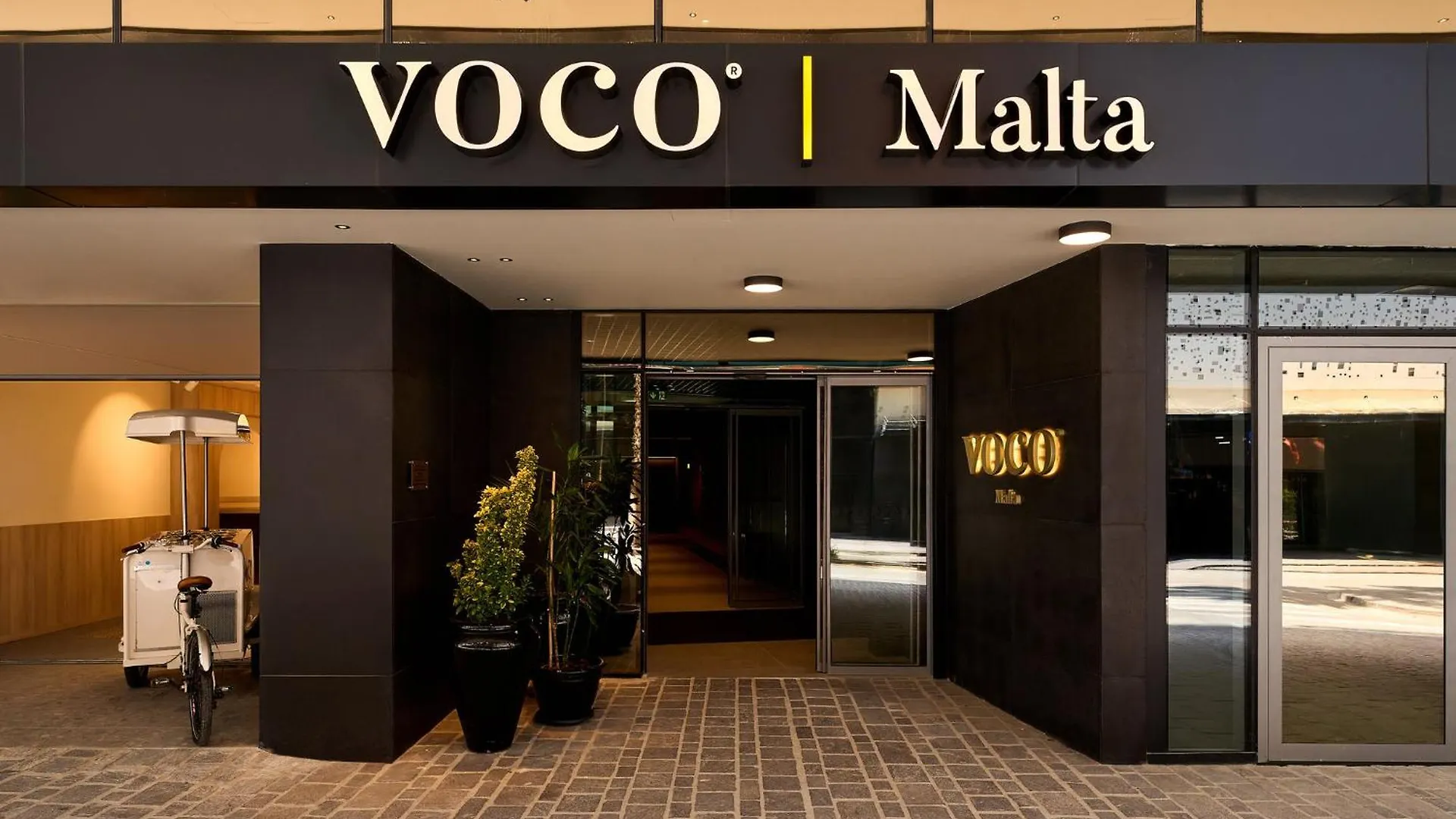 ホテル Voco Malta By Ihg Saint Julian's 5*,